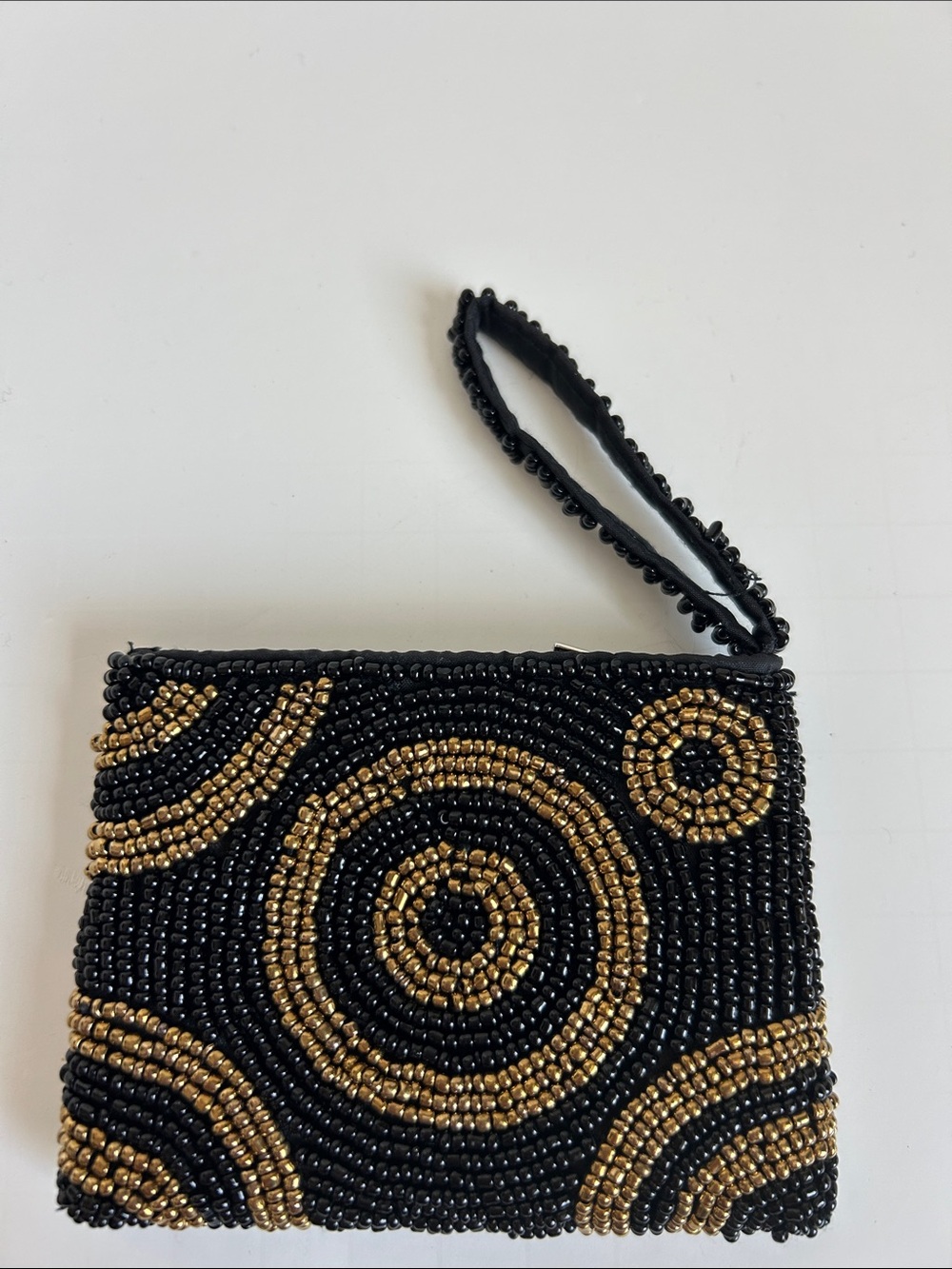 Beaded coin purse, black/gold